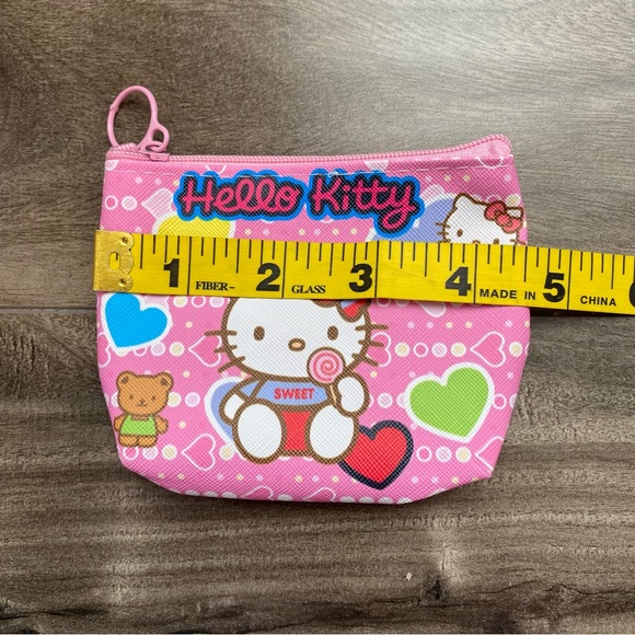 NEW Hello Kitty Print Mini Zippered Pouch Coin Purse - Picture 3 of 4